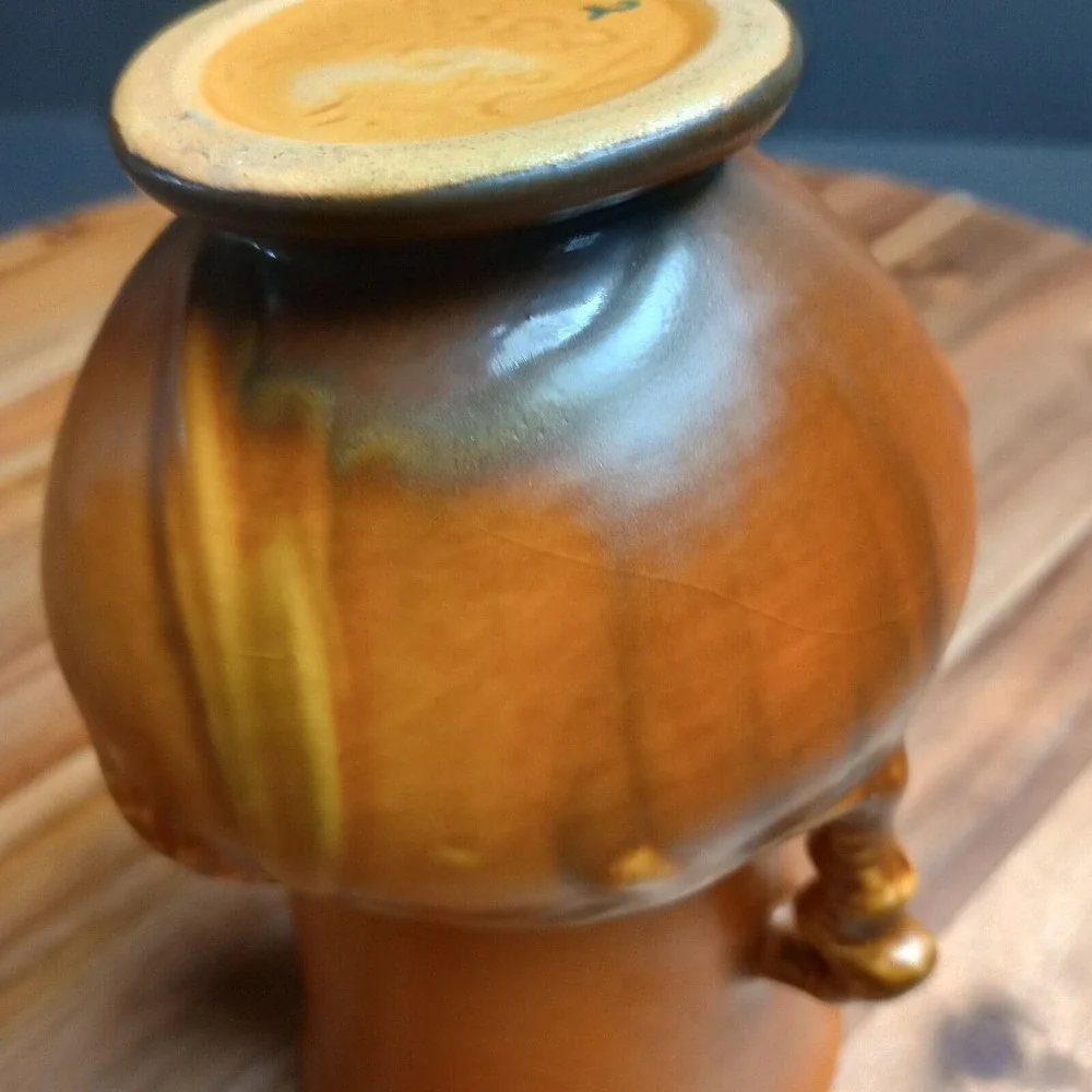 Vintage Roseville Pine Cone Brown Art‎ Pottery Handled Ceramic Vase 839-6